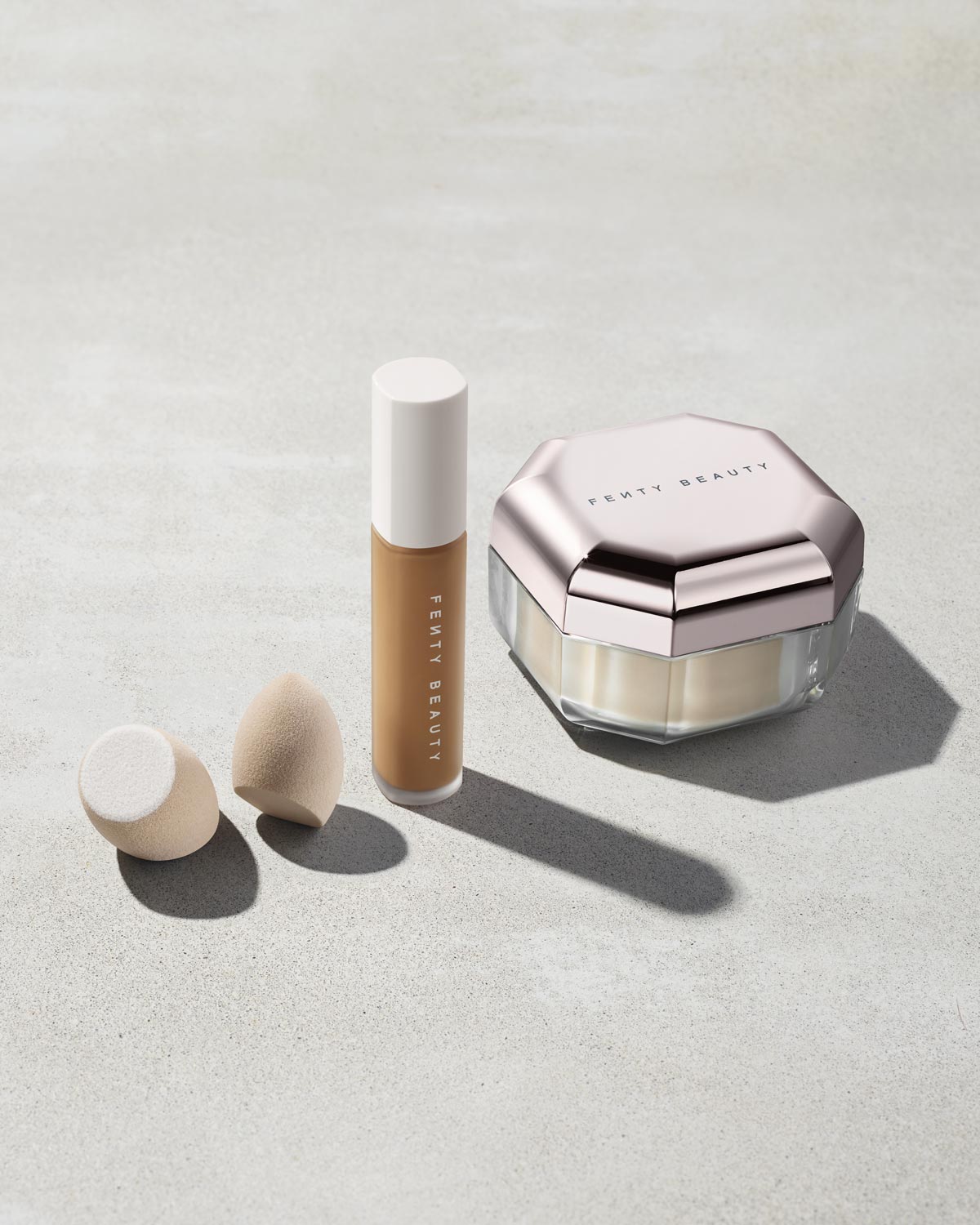 Fenty Beauty Lil Precision éponge maquillage duo 105 mini