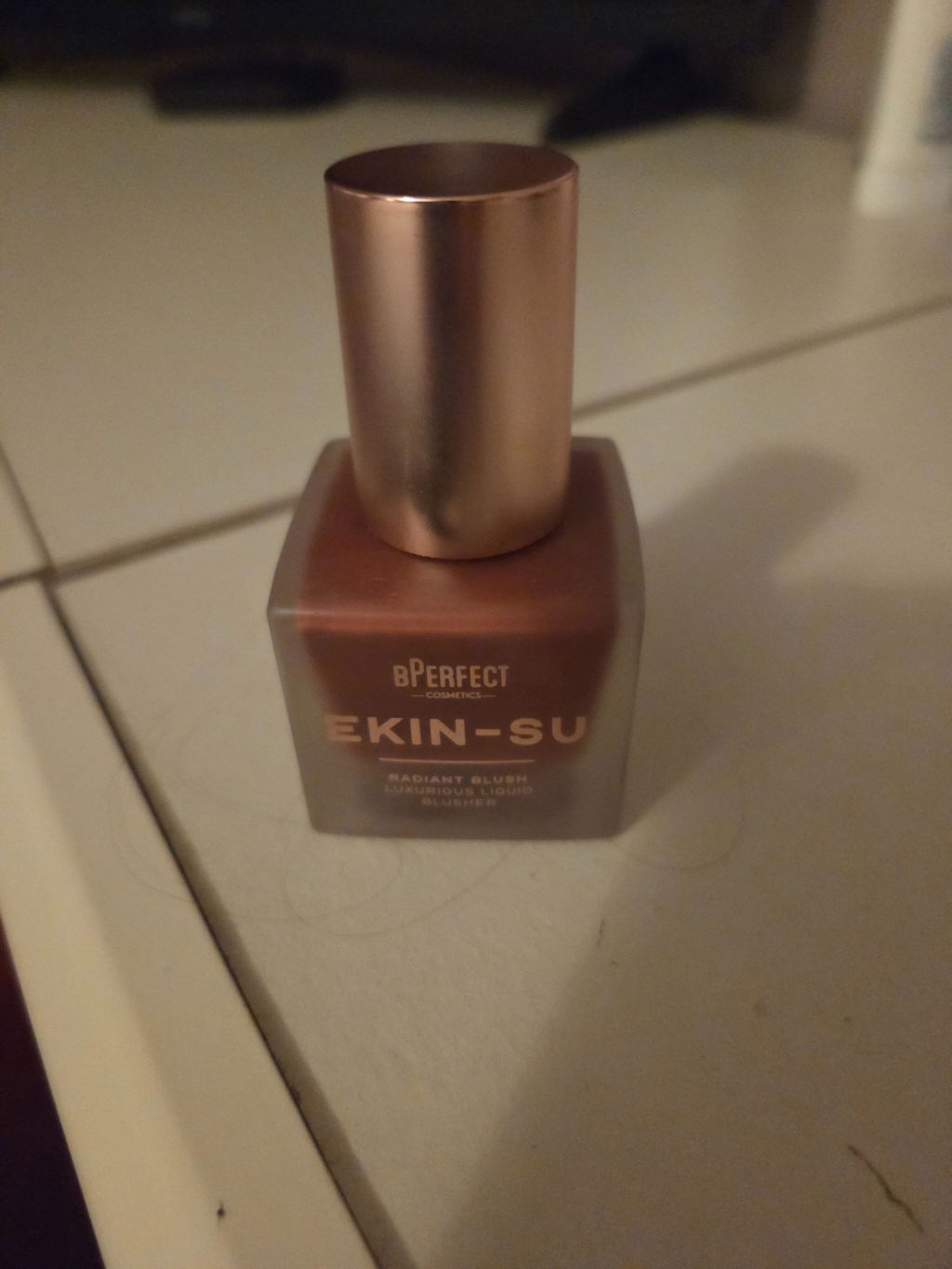 BPerfect x Ekin-Su Radiant Blush fard à joues hydratant 30 ml