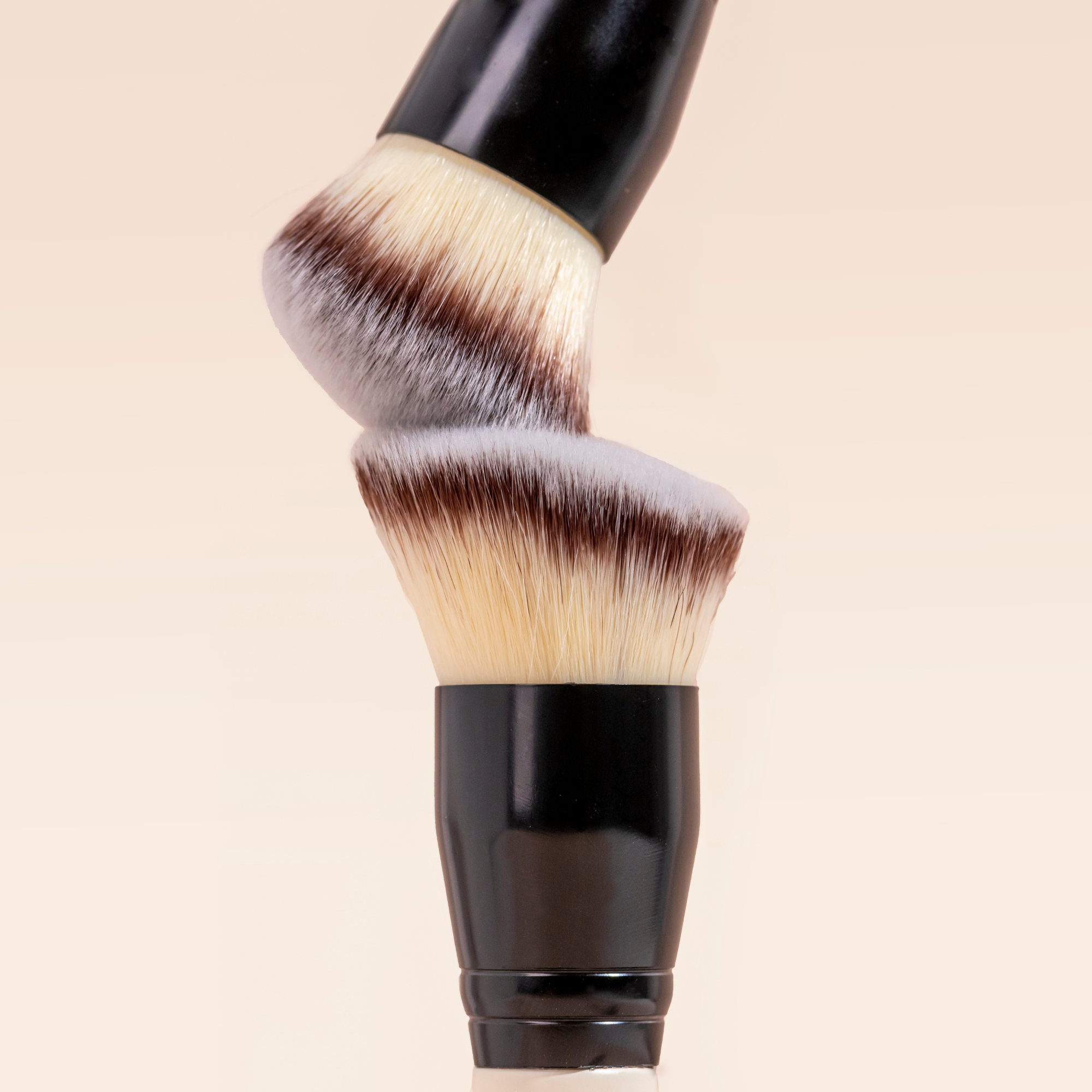 BPerfect Annalivia Mini Empress Pinceau joue contour biseauté mini