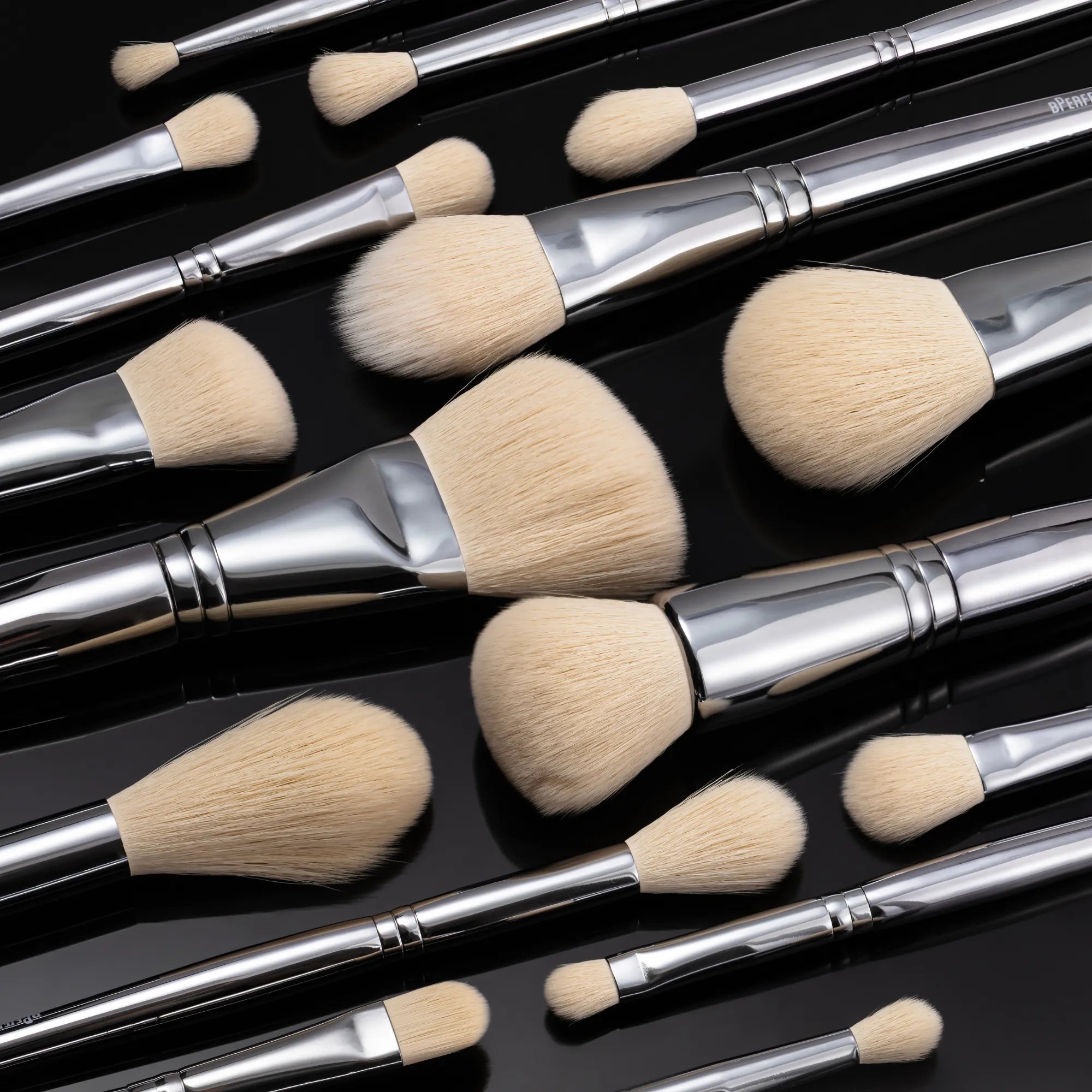 Be Perfect The Collective Edit set 16 pinceaux maquillage vegan