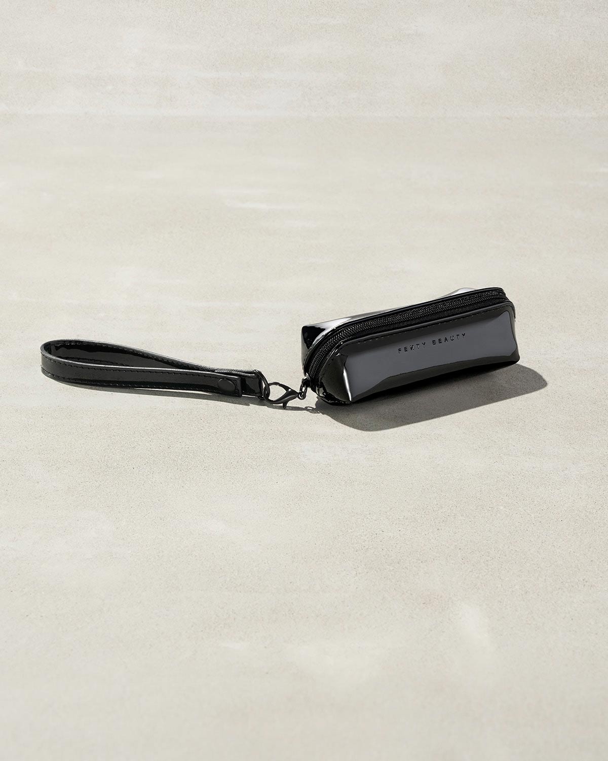 Fenty Beauty Lipstick Bag Trousse Maquillage Rouge à Lèvres