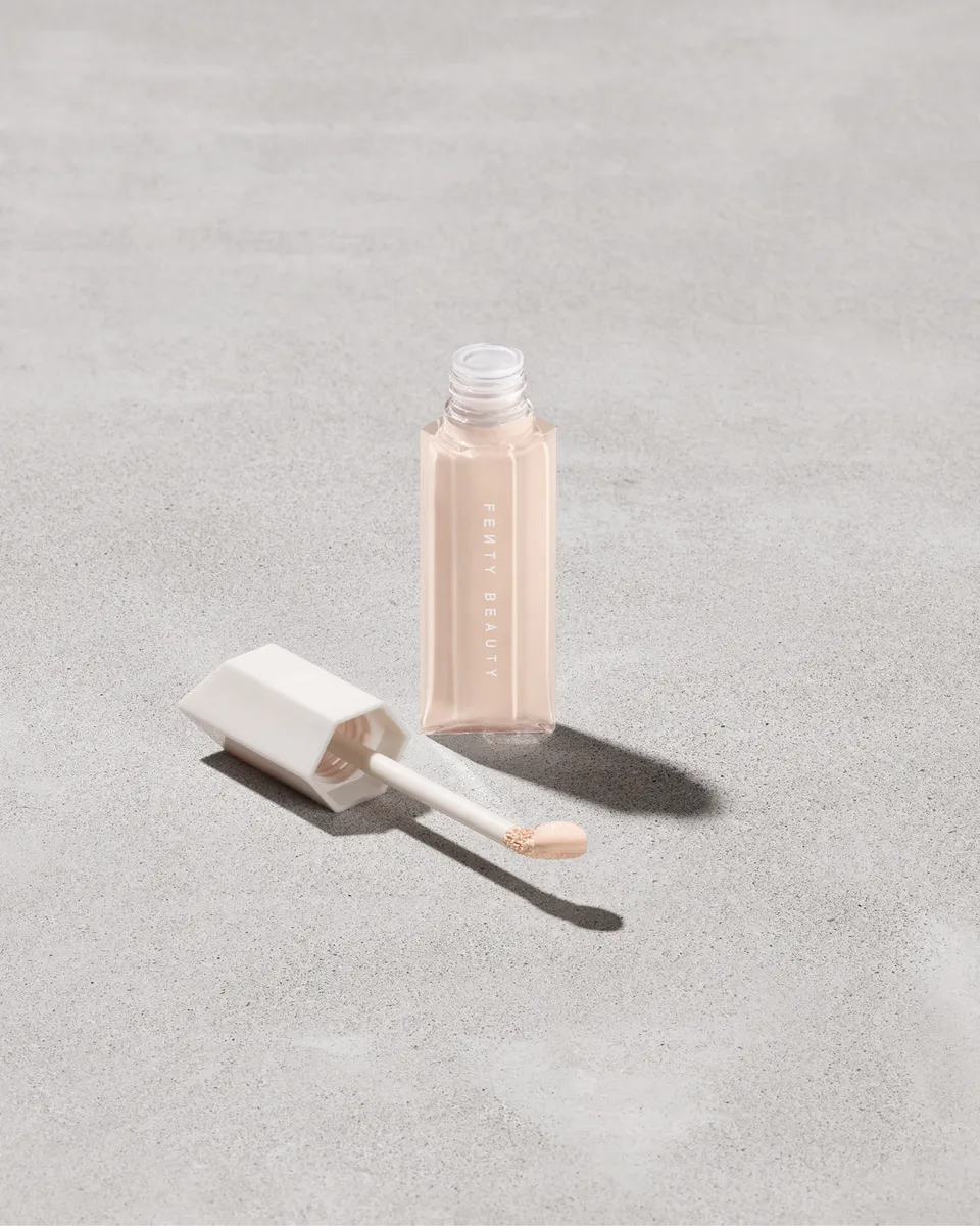 Fenty Beauty We're Even Hydrating Longwear Anticerne 125C 9 ml