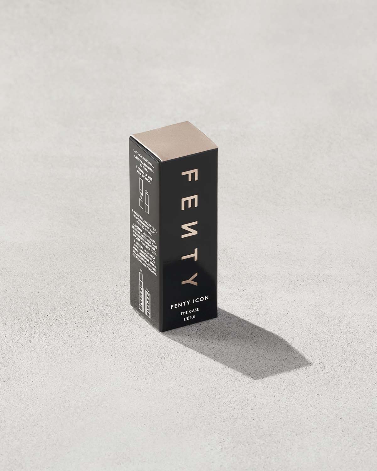 Fenty Beauty Fenty Icon étui rouge à lèvres Matte Black