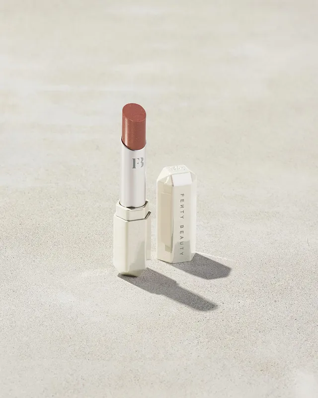 Fenty Beauty Slip Shine rouge à lèvres Bubble Rum 2,8 g