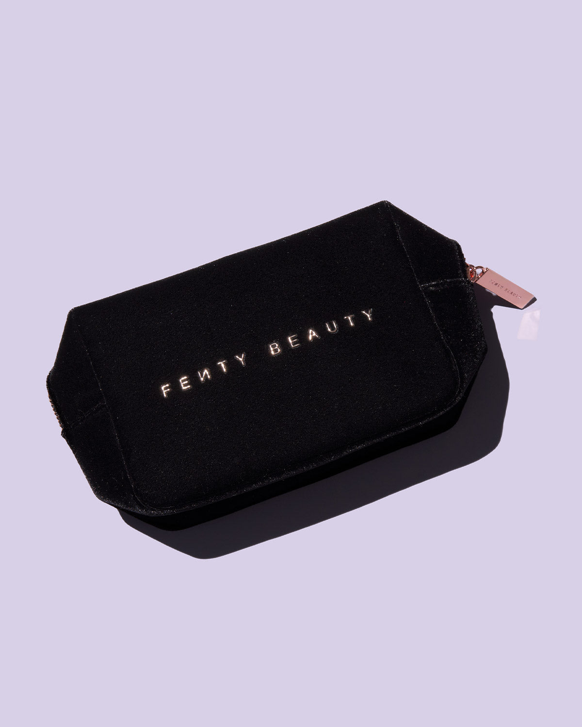 Fenty Beauty Velvet Nightz Trousse Voyage Maquillage Noire