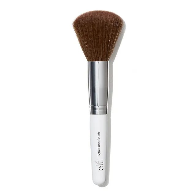 e.l.f. Total Face Brush pinceau visage teint