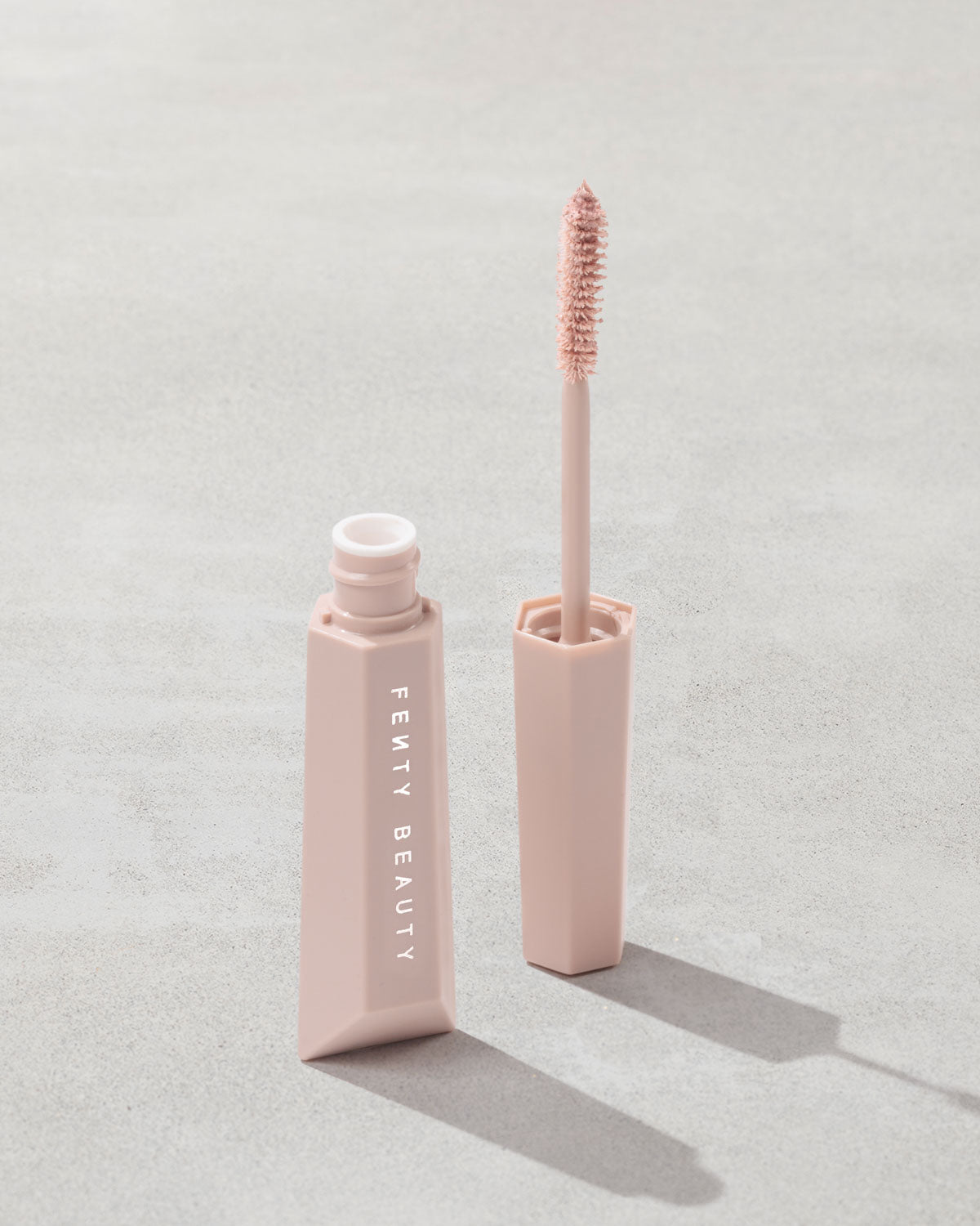 Fenty Beauty Hella Extra base mascara primer transparent 10 ml