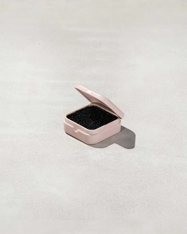 Fenty Beauty Brushes Tools Éponge Nettoyante Pinceaux Sec