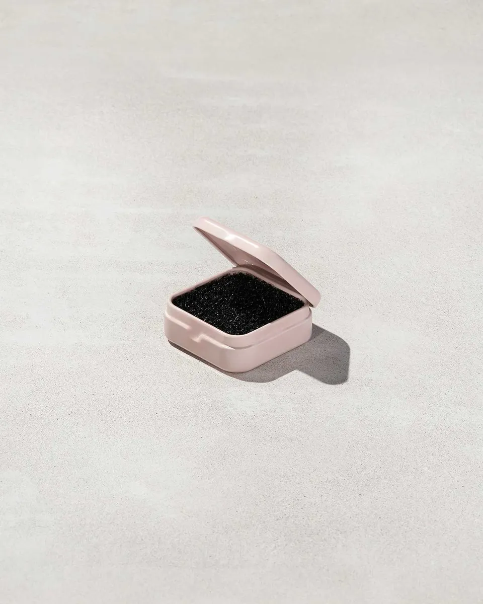 Fenty Beauty Brushes Tools Éponge Nettoyante Pinceaux Sec