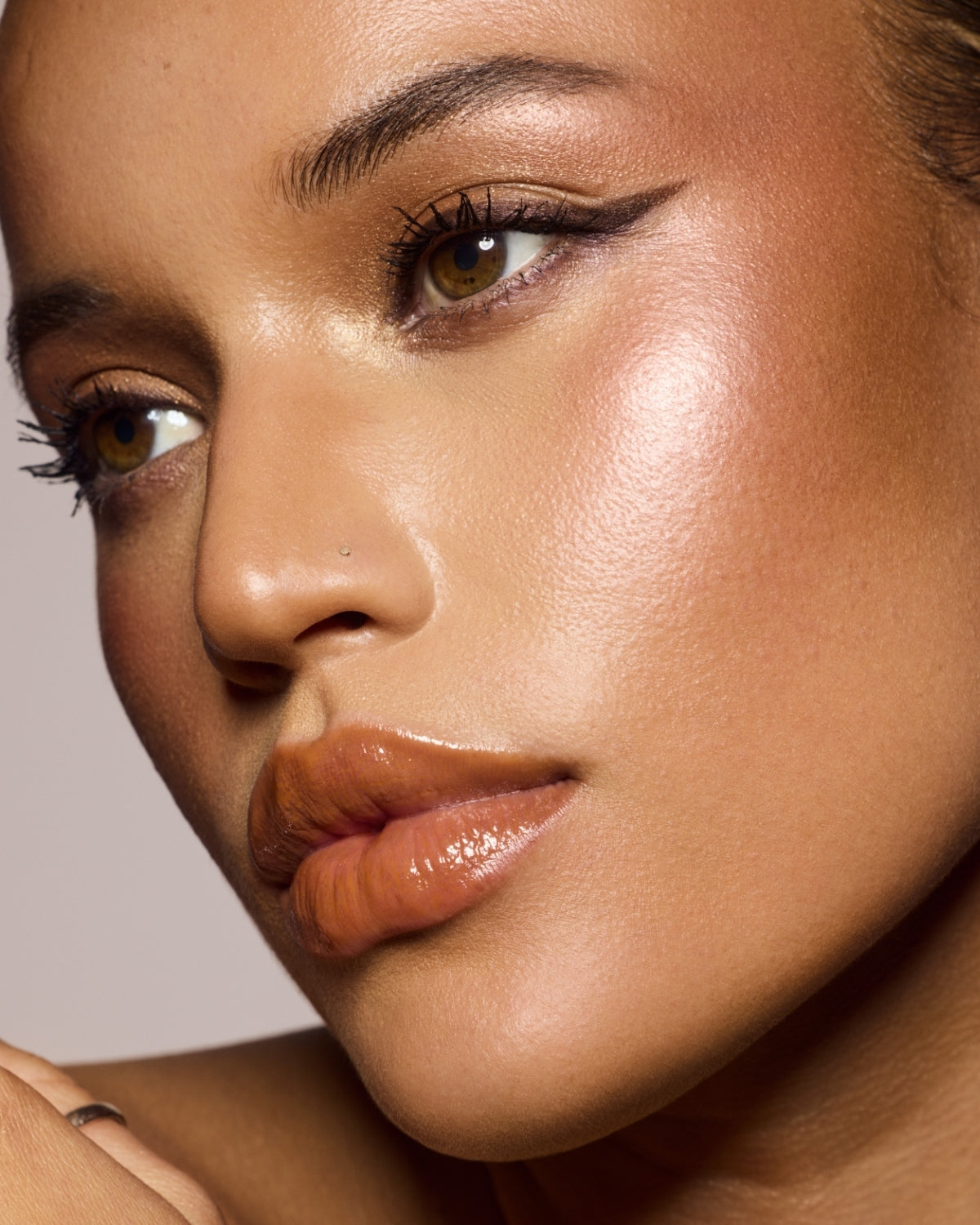 Fenty Beauty Flypencil Crayon Eyeliner In Big Truffle 0,3 g fini mat