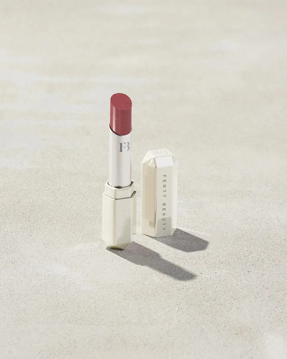 Fenty Beauty Slip Shine rouge à lèvres Goji Gang 2,8 g brillant