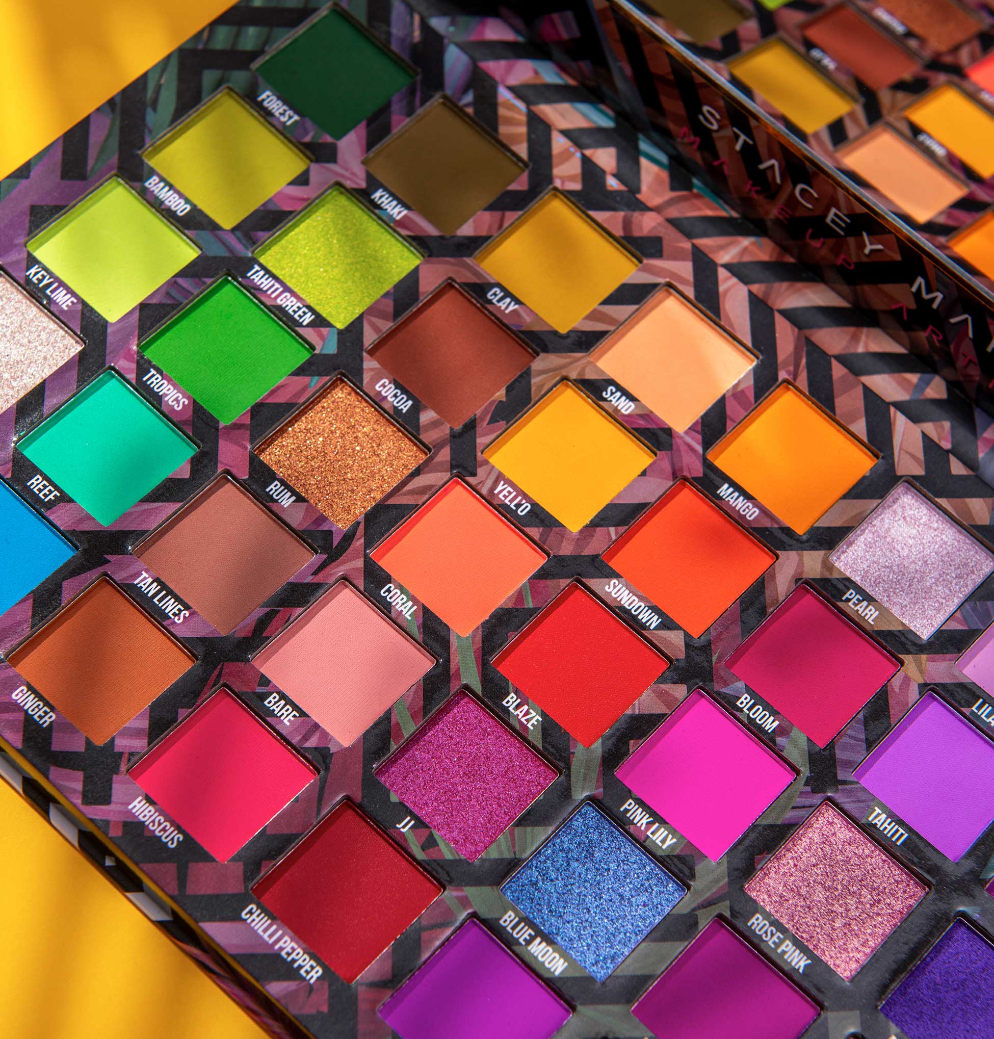 BPerfect Carnival III Love Tahiti palette yeux 31 fards