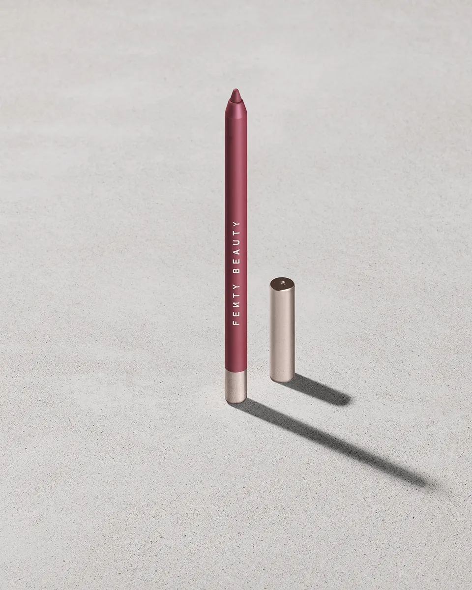 Fenty Beauty Trace'd Out crayon lèvres RiRi waterproof