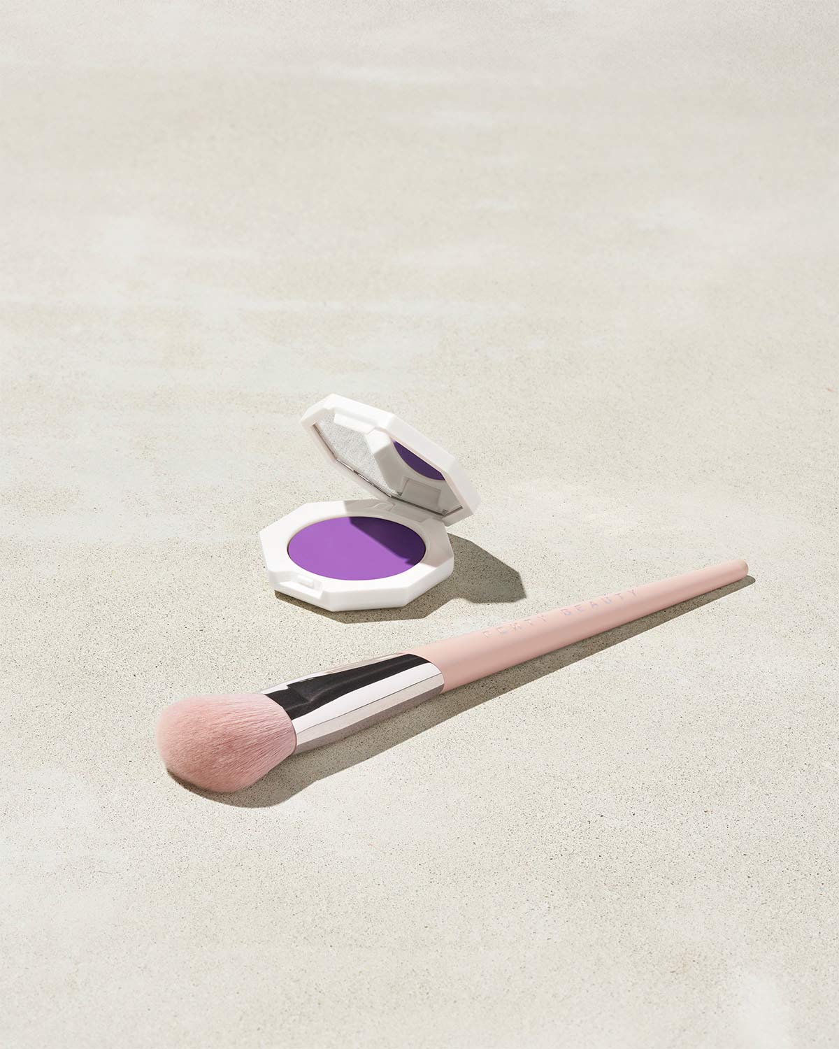 Fenty Beauty Cheeks Out blush crème Drama Cla$ 3 g foncé