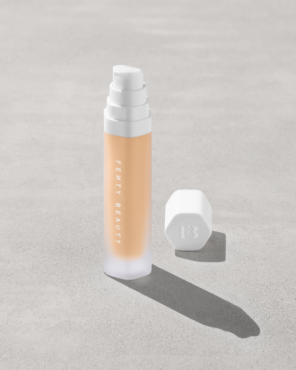Fenty Beauty Soft'lit Fond de Teint Lumineux 190 32 ml