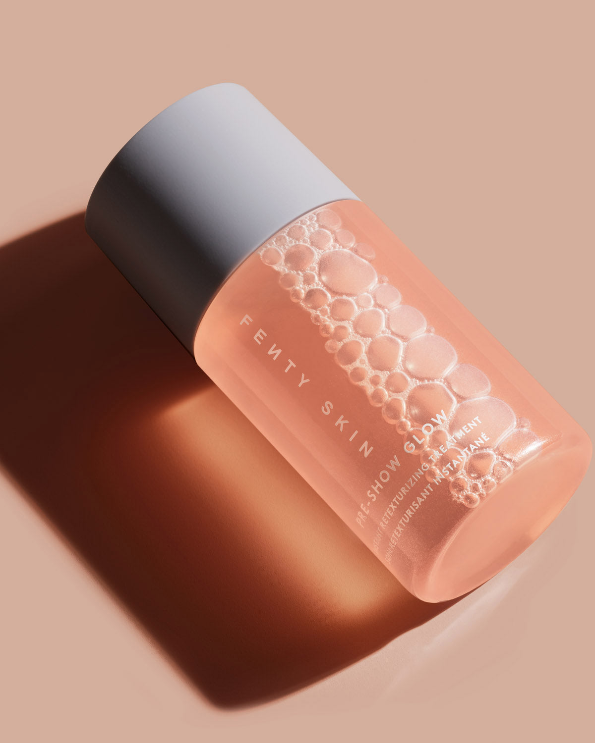 Fenty Beauty Pre-Show Glow soin visage AHA 10% recharge