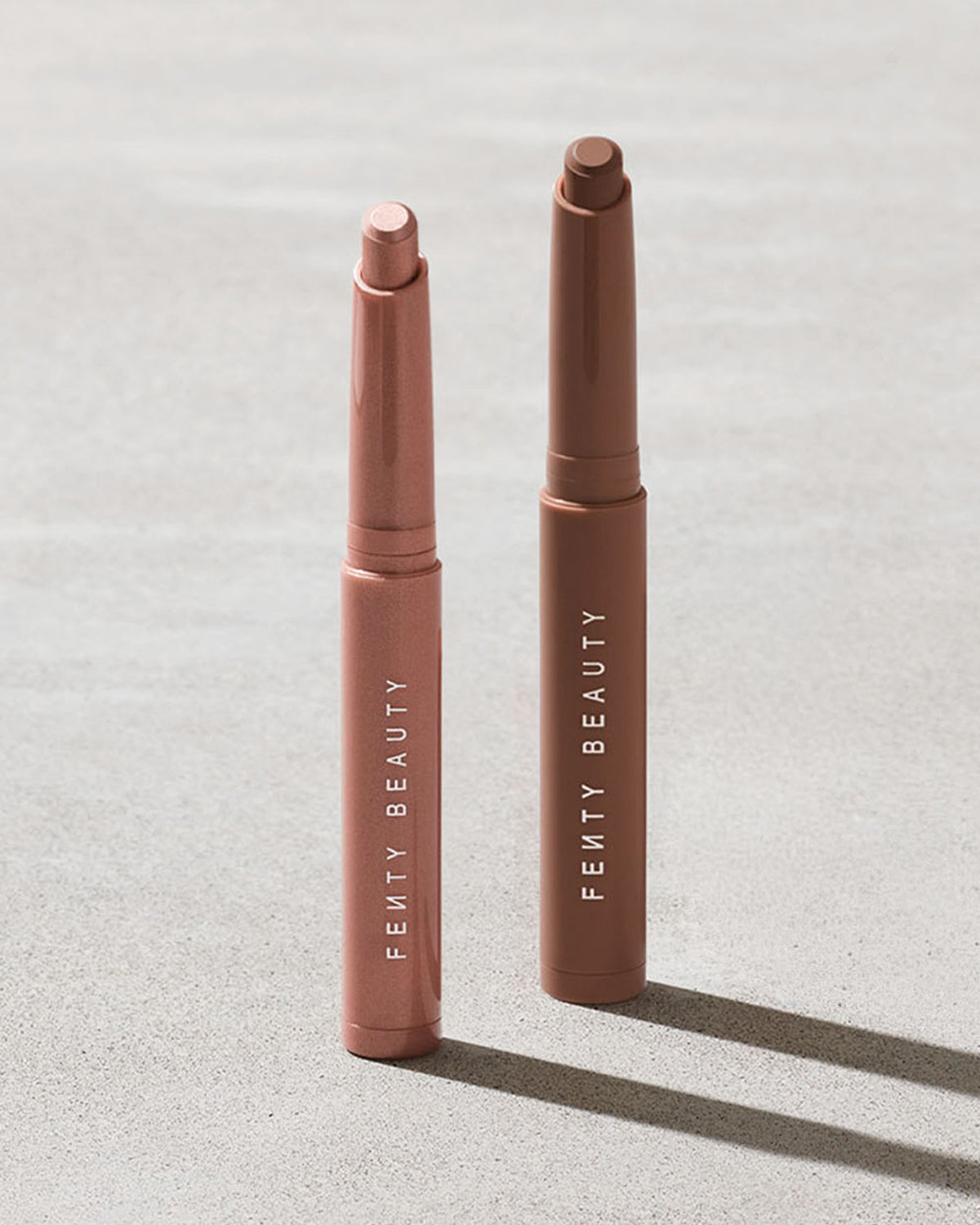 Fenty Beauty Matte N Shimmer Duo sticks fard paupières mat
