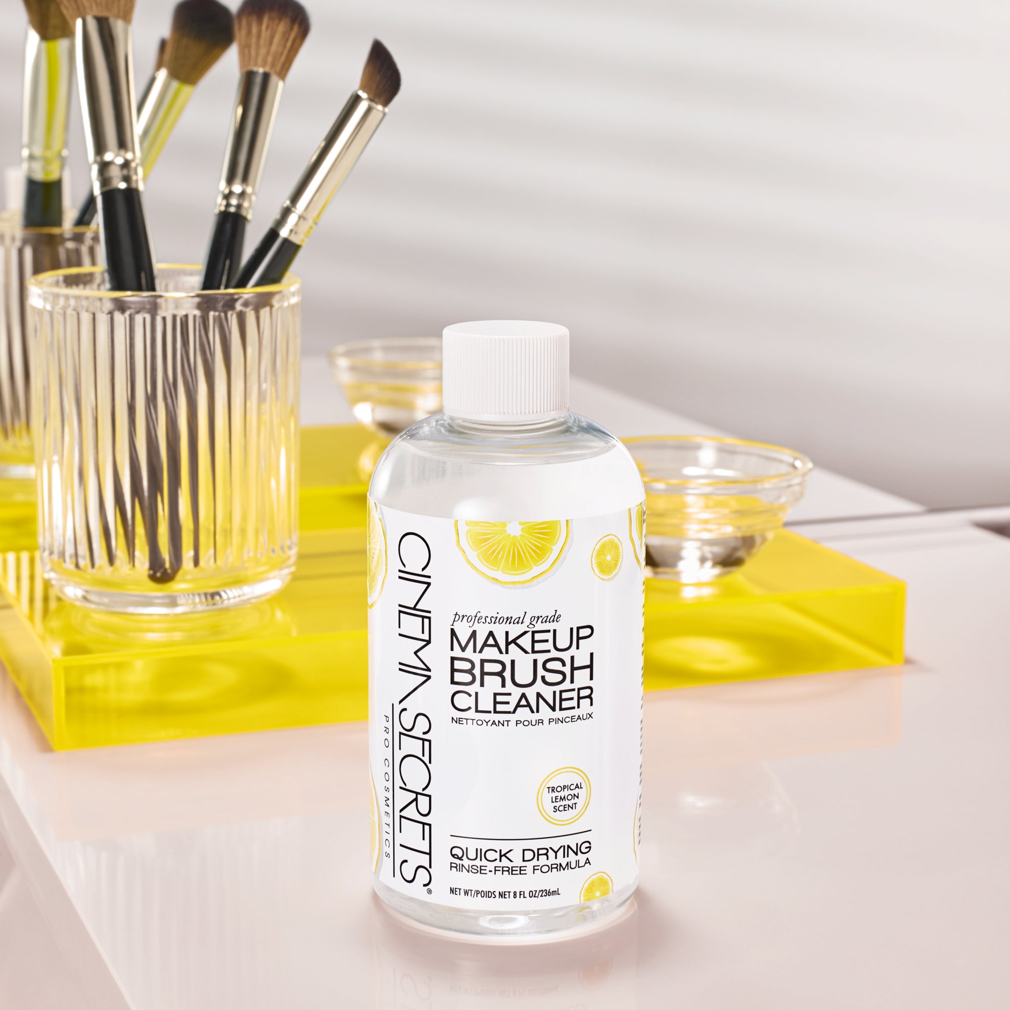 Cinema Secrets Tropical Lemon nettoyant pinceaux citron sans rinçage
