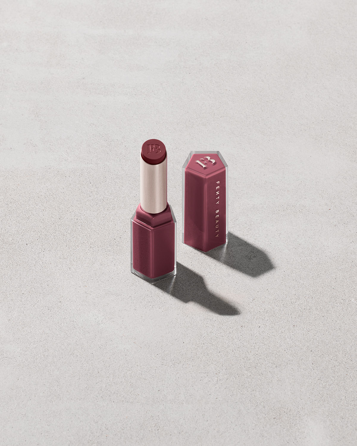 Fenty Beauty Gloss Bomb Stix gloss lèvres RiRi 3,6 g brillance