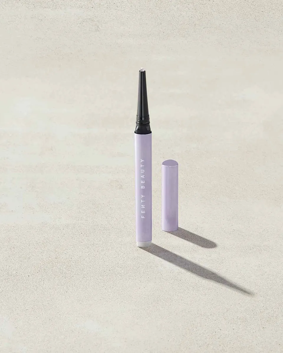 Fenty Beauty Flypencil Crayon Eyeliner Bad Bride 0,3 g Irisé
