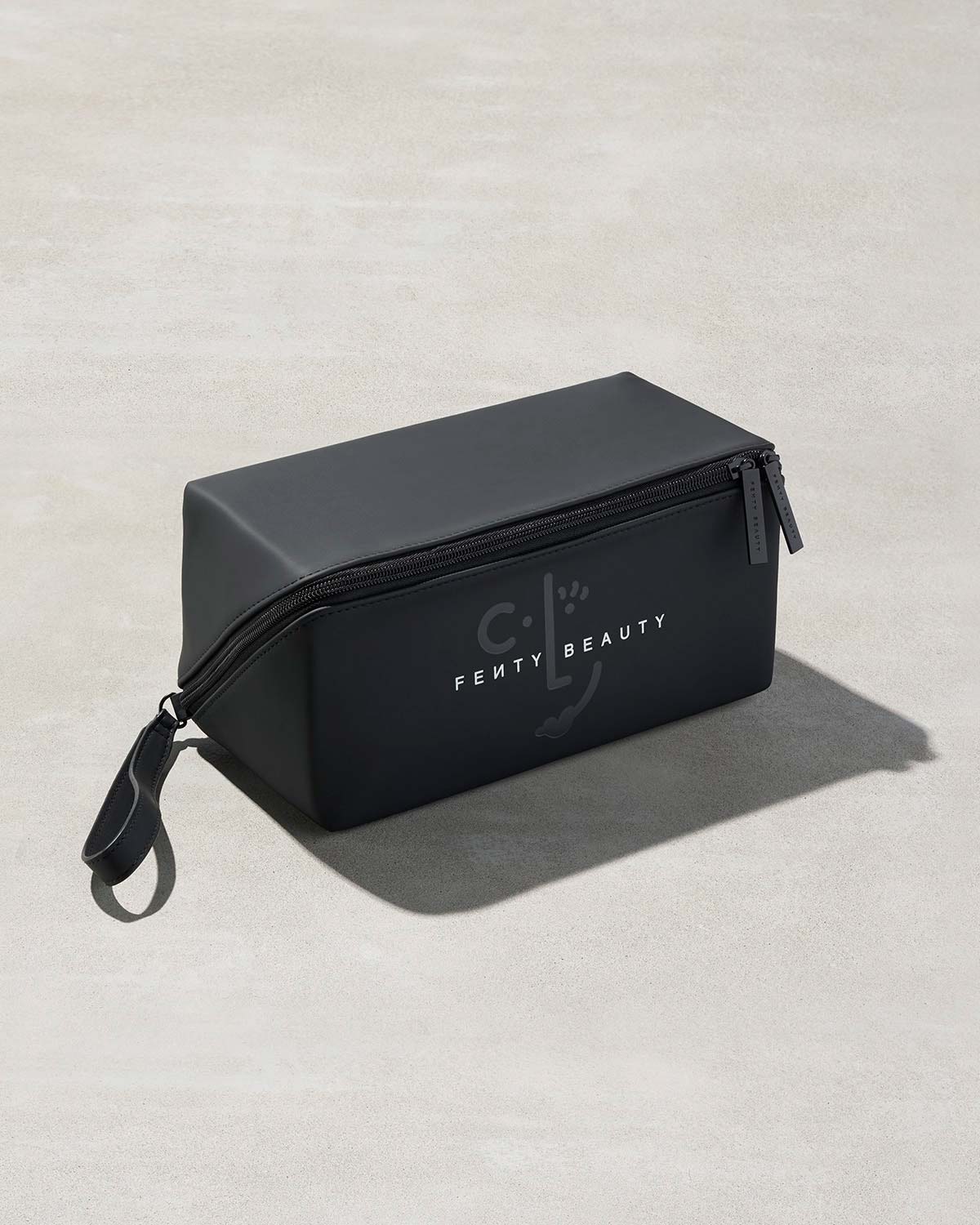 Fenty Beauty CLF trousse maquillage 3 pièces accessoire