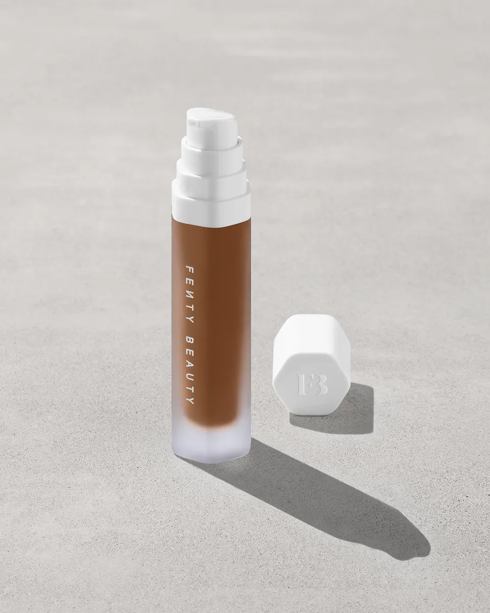 Fenty Beauty Soft'lit Fond de Teint 485 32 mL Lumineux