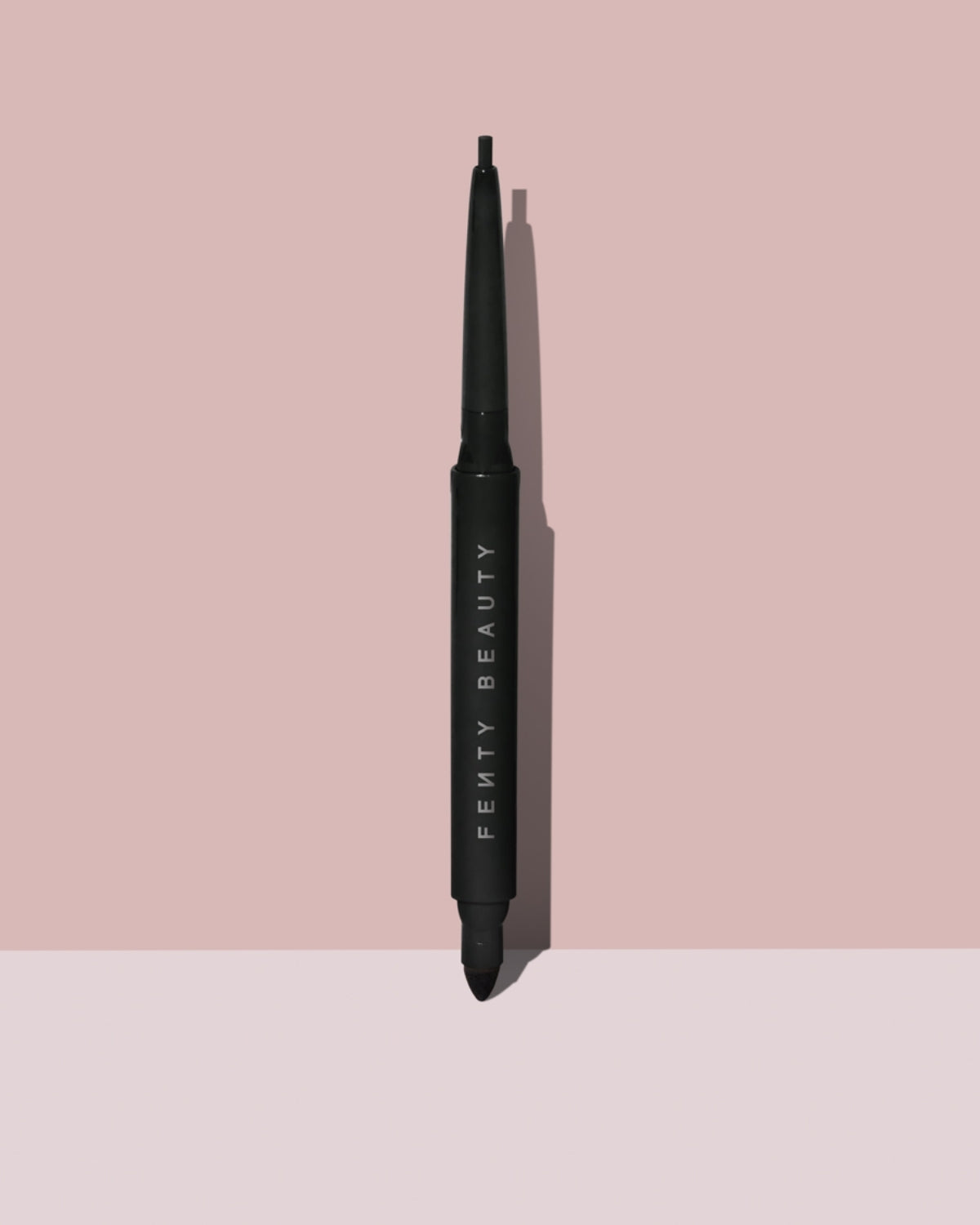 Fenty Beauty Fine Linez eyeliner Cuz I'm Black 0,55 ml noir