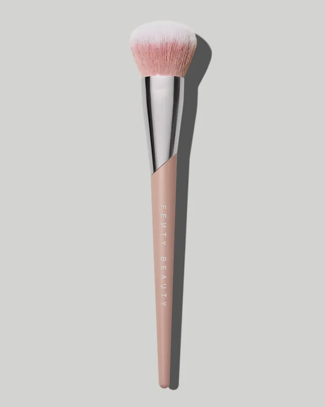Fenty Beauty Pinceau 185 Crème Biseauté Application Précise