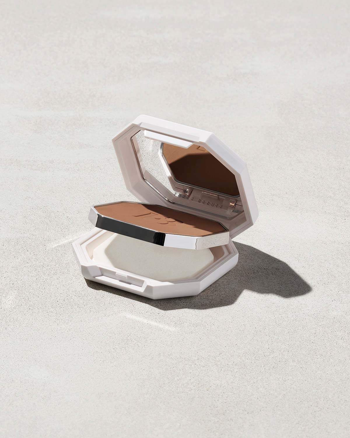 Fenty Beauty Pro Filt'r fond de teint poudre #140 9,1 g fini mat