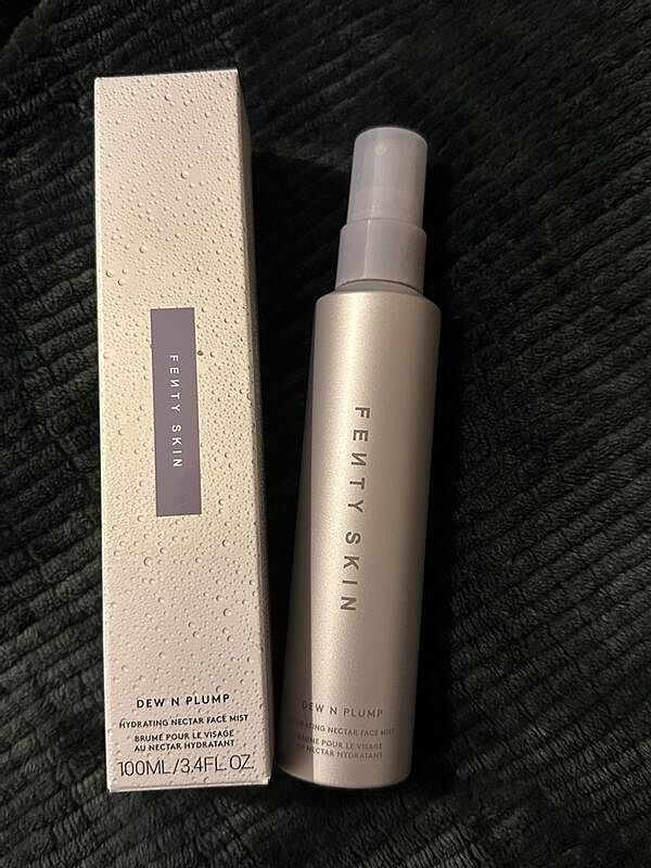 Fenty Beauty Dew N Plump Brume visage hydratante 100 ml