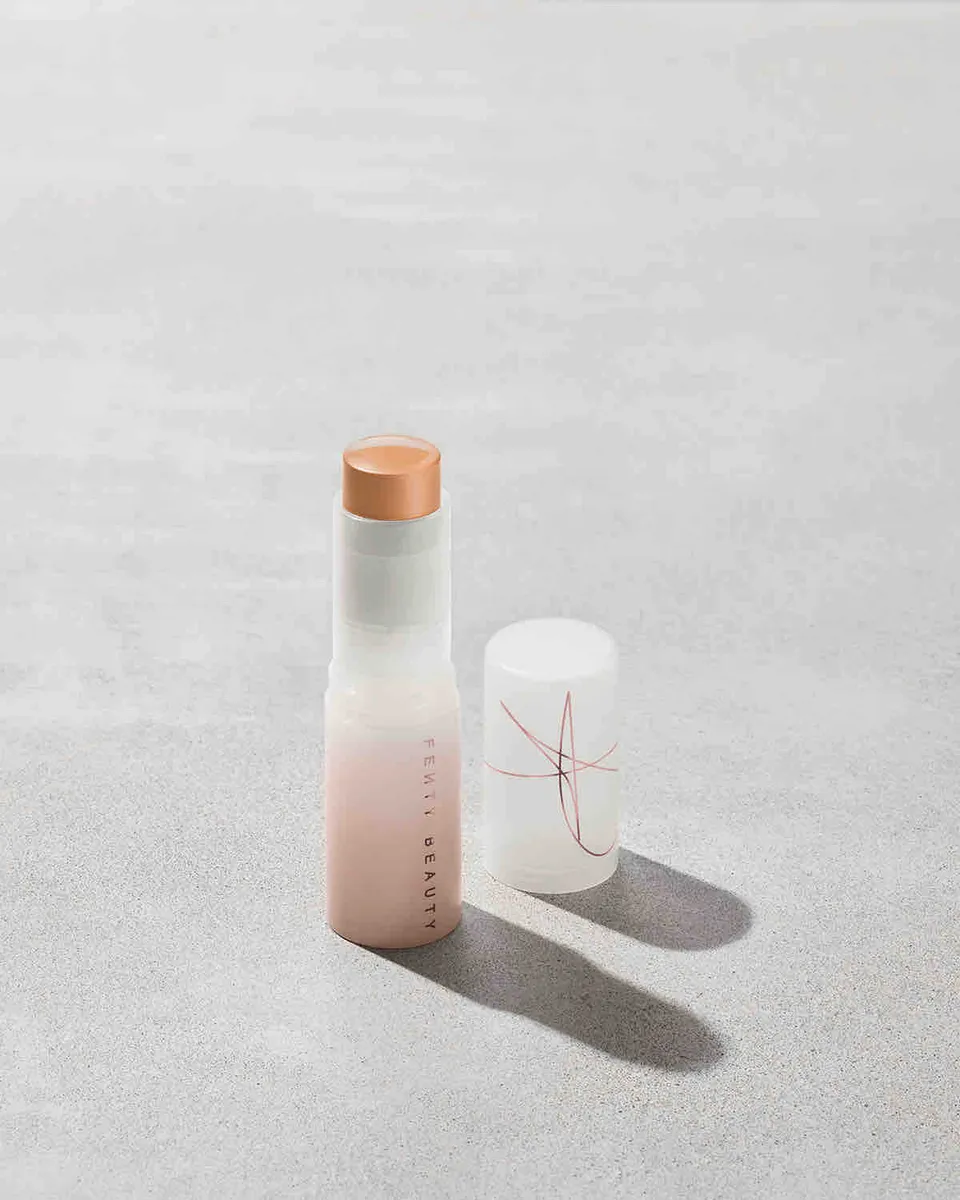 Fenty Beauty Eaze Drop Blur Smooth Tint Stick 11 fond de teint naturel 9 g