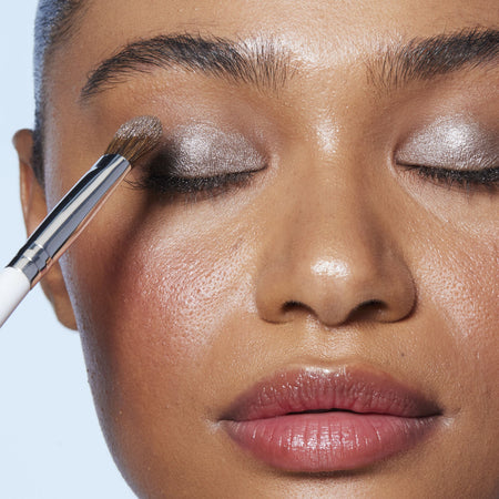 E.L.F Brushes & Tools Wide Tapered Eyeshadow Brush pinceau vegan