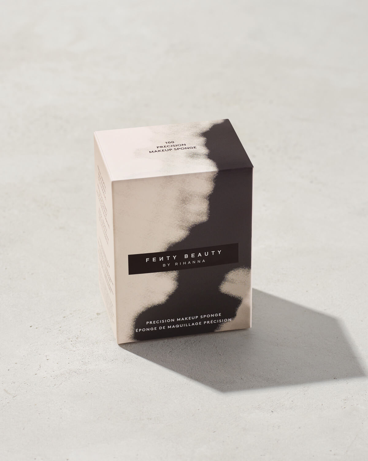 Fenty Beauty Precision Sponge 100 Éponge maquillage sans latex