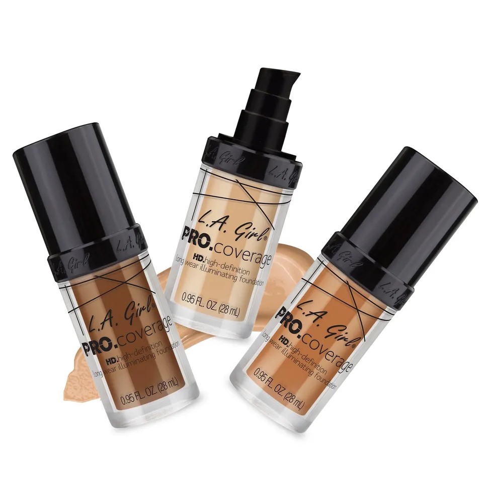 L.A. Girl Pro.Coverage fond de teint GLM641 White lumineux